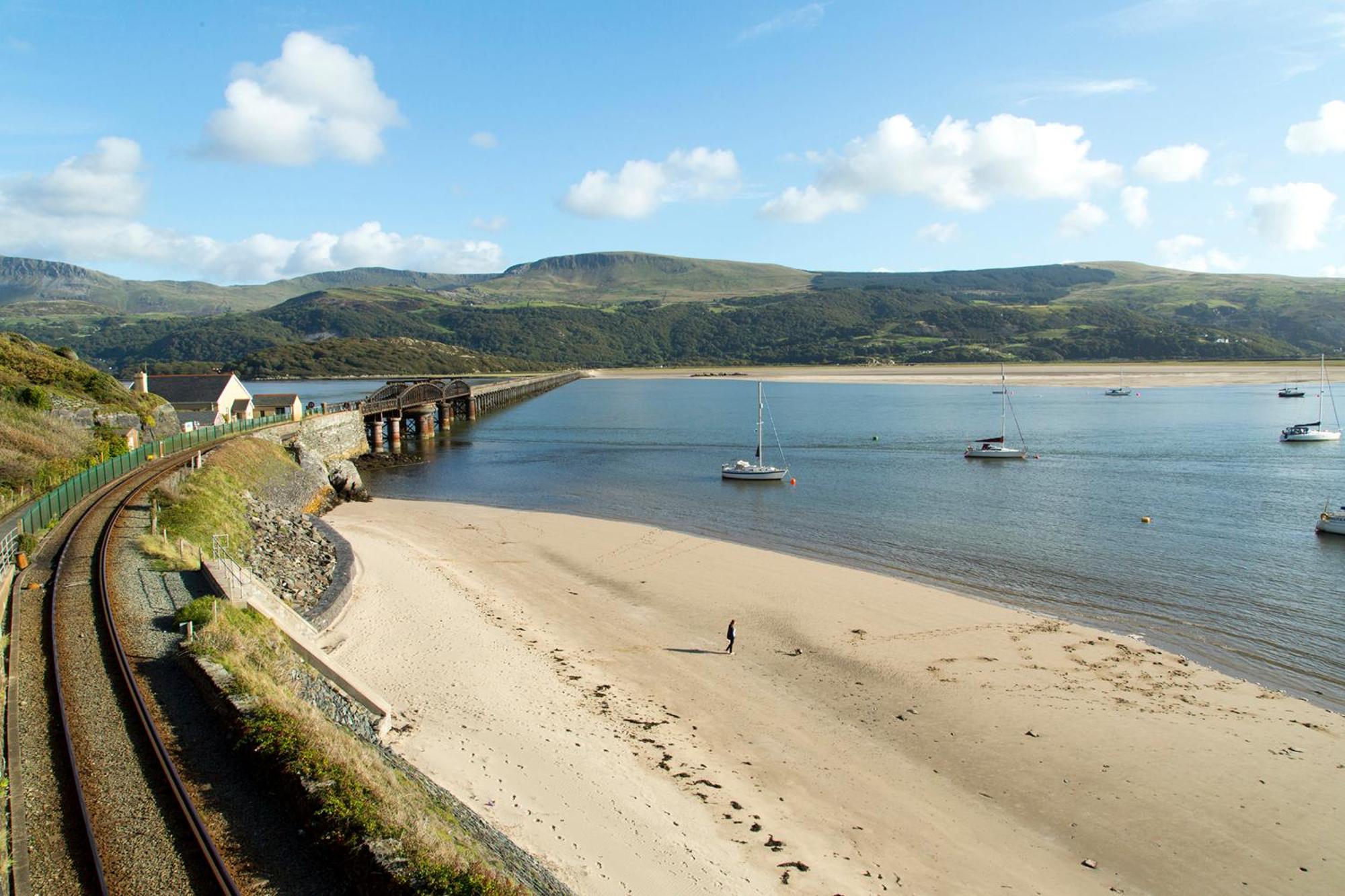 Barmouth Bay Holiday Park Llanddwywe Exteriér fotografie